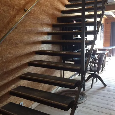 Pensión Chambre Chaleureuse Et Atypique Dans Maison Bois Bbc *